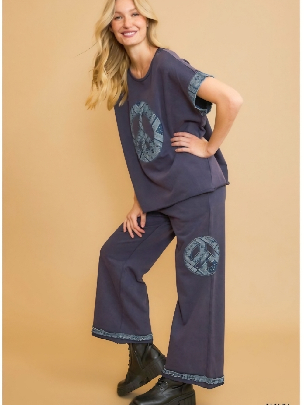 Umgee Navy and Teal Peace Sign Wide Leg 2 Piece Lounge Set. Size Small